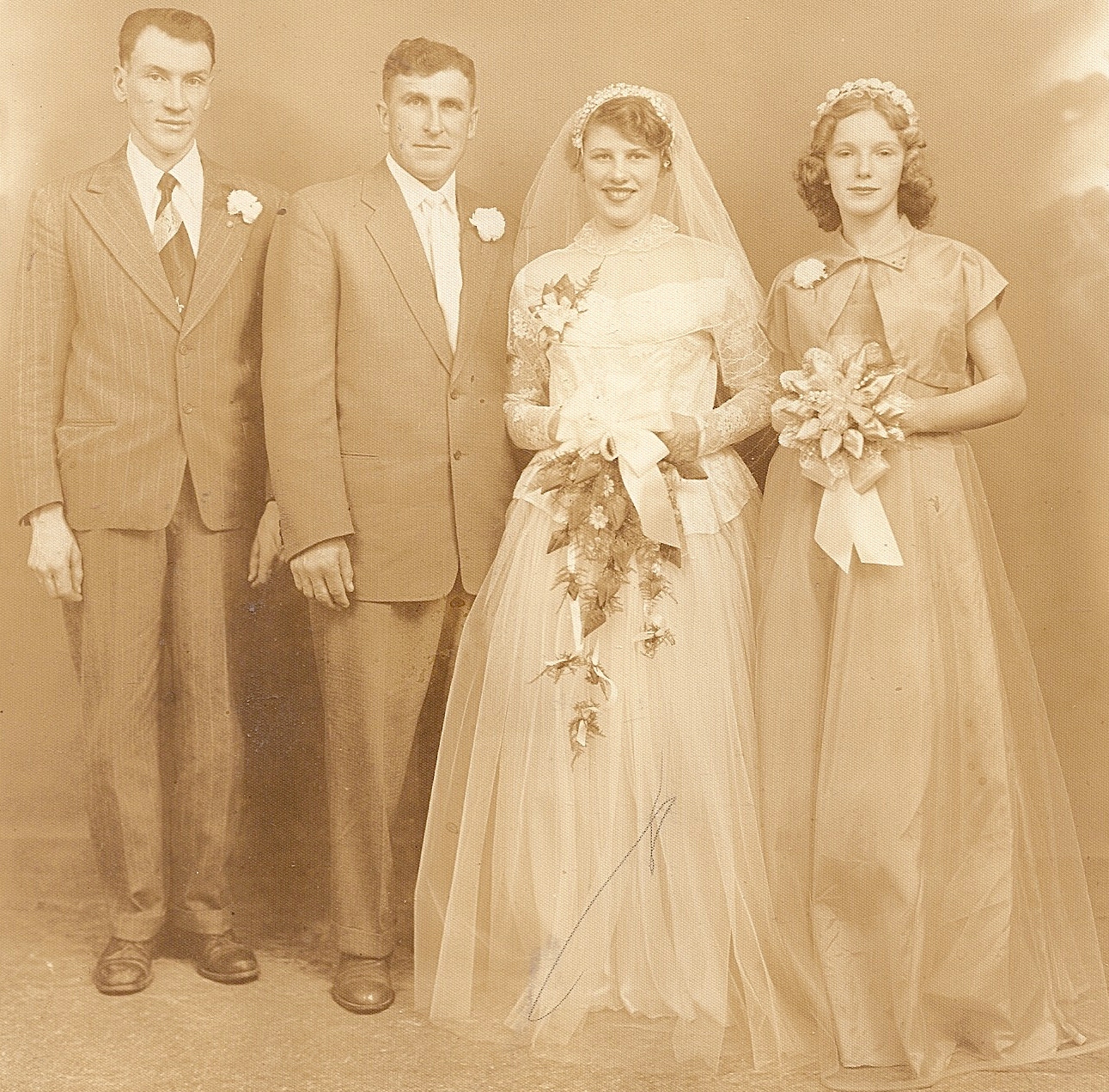 Frank and Margaret Sawicki wedding pic