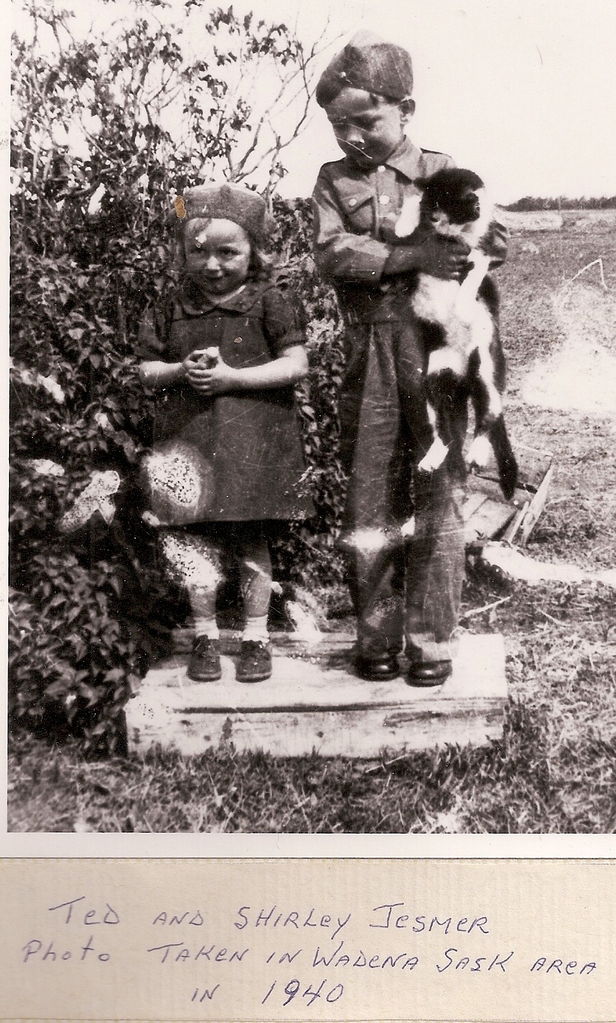 Ted and shirley with cat 1940