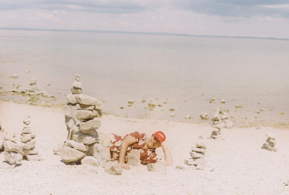 Mackinac-kevi lying in the stone 6-2013