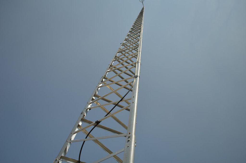 radio station tower