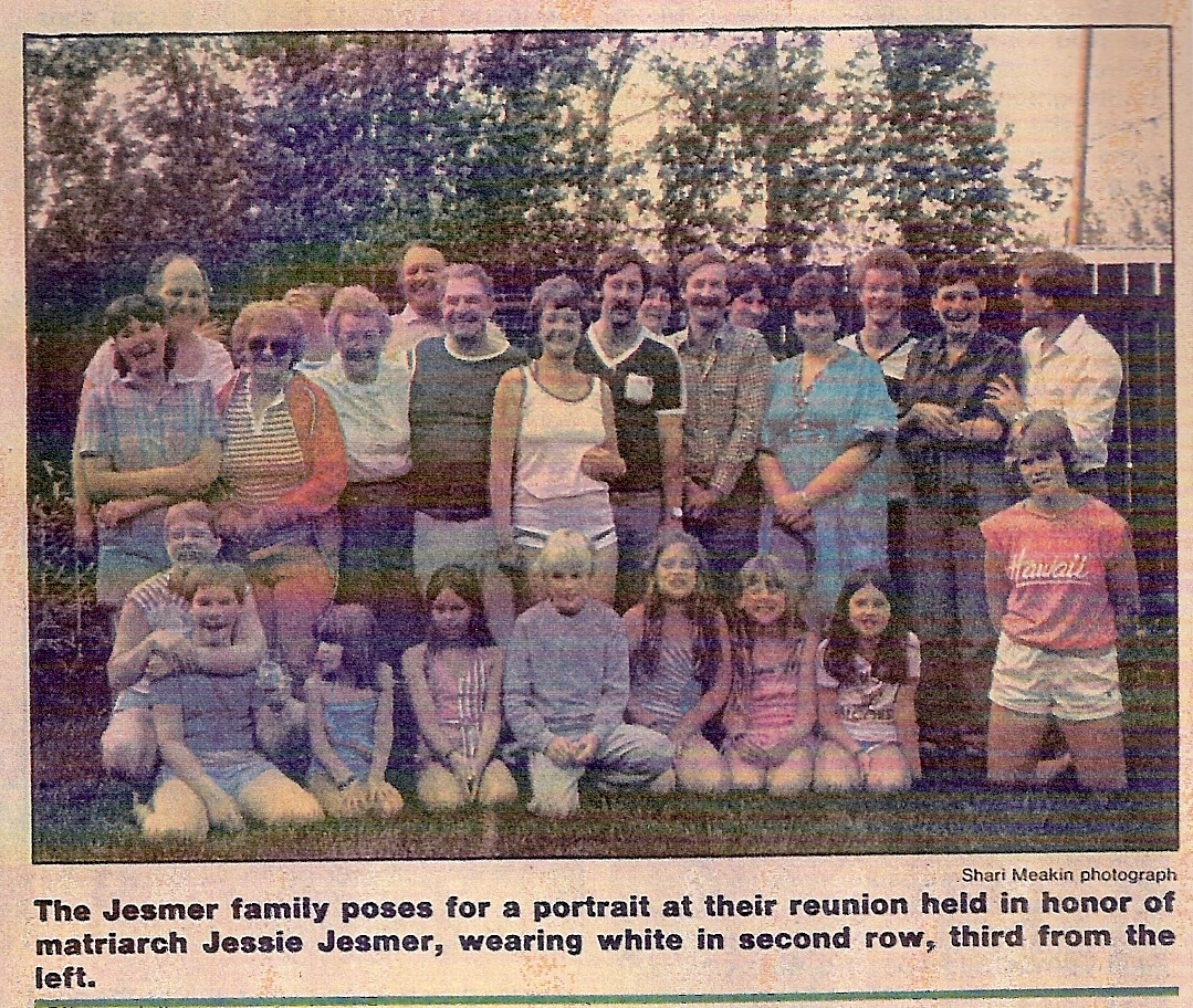 2-Jesmer family reunion picture 1984