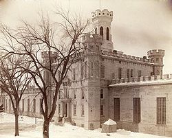 250px-Wisconsin_State_Prison_Exterior