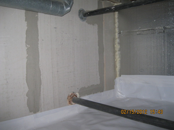 sealing moldy basement in Pikagikum 3