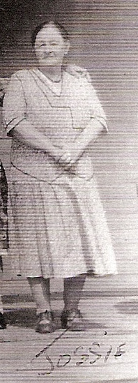 Josie-Jen sister standing up 1920s