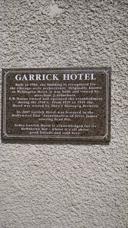 garrick sign 2015